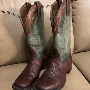 Boulet Boots with square toe